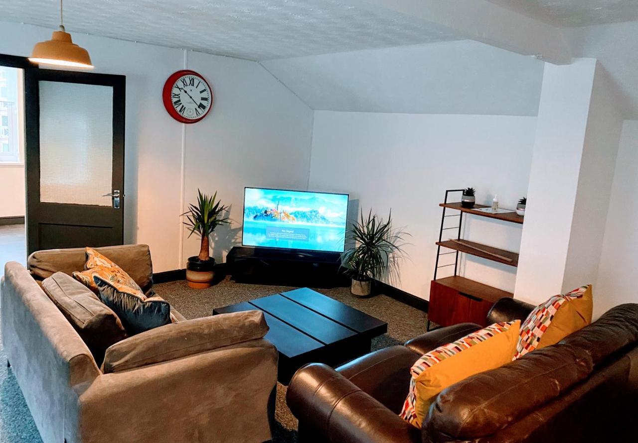 Gorgeous Town Center 3 Bedroom Self Contained Apartment For 1-5 People Harrogate Zewnętrze zdjęcie
